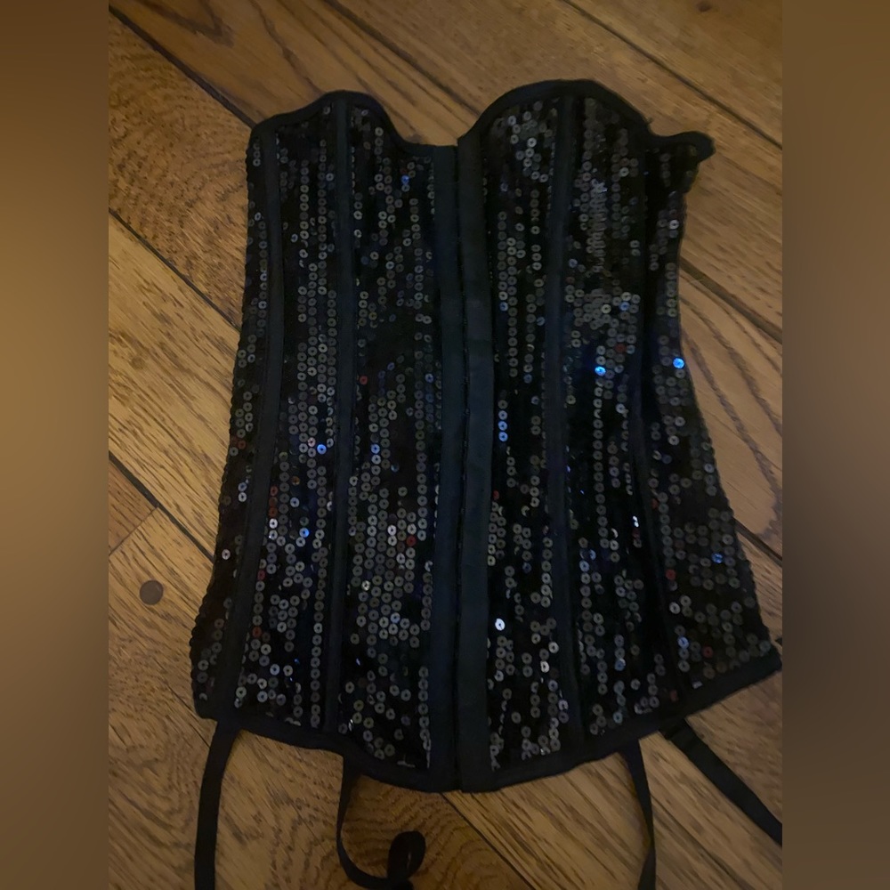 Black sequins corset